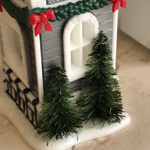 Holiday wallflowers plug in fragrance Bath and Bodyworks Victorian projection - Picture 14 of 14